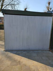 Toen ben ik aan de slag gegaan met voorbereidingen van het schilderwerk en langzamerhand werd het mooier.